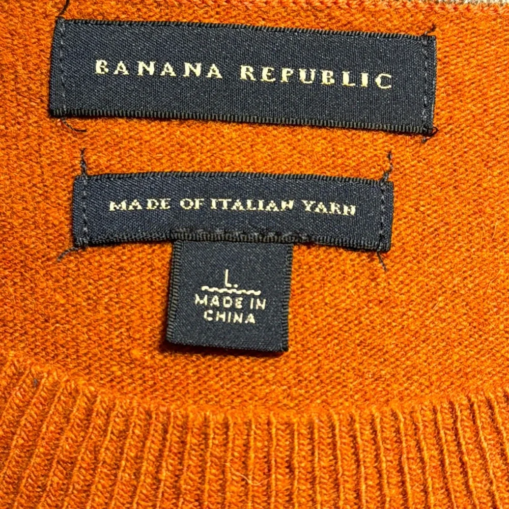 Banana Republic brand banana